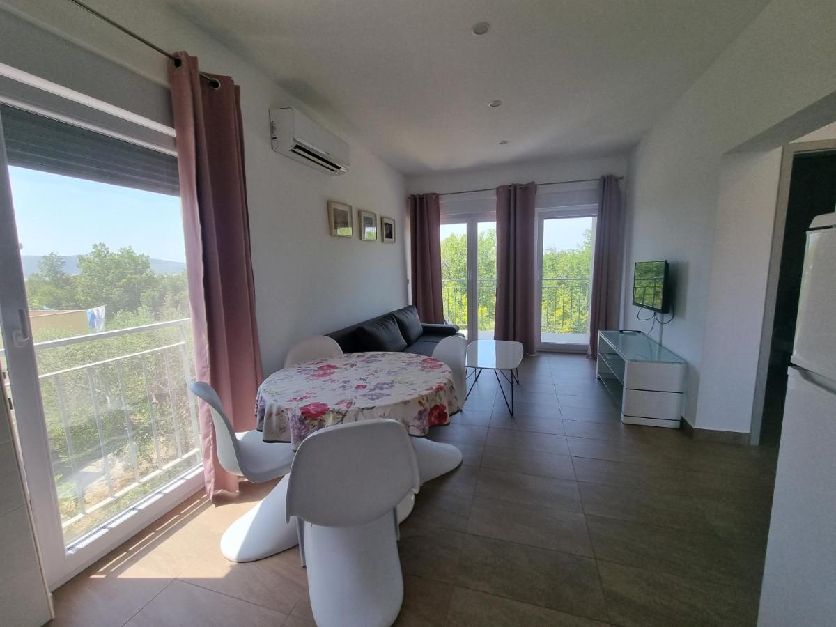 סלינה Apartmani Jozic מראה חיצוני תמונה