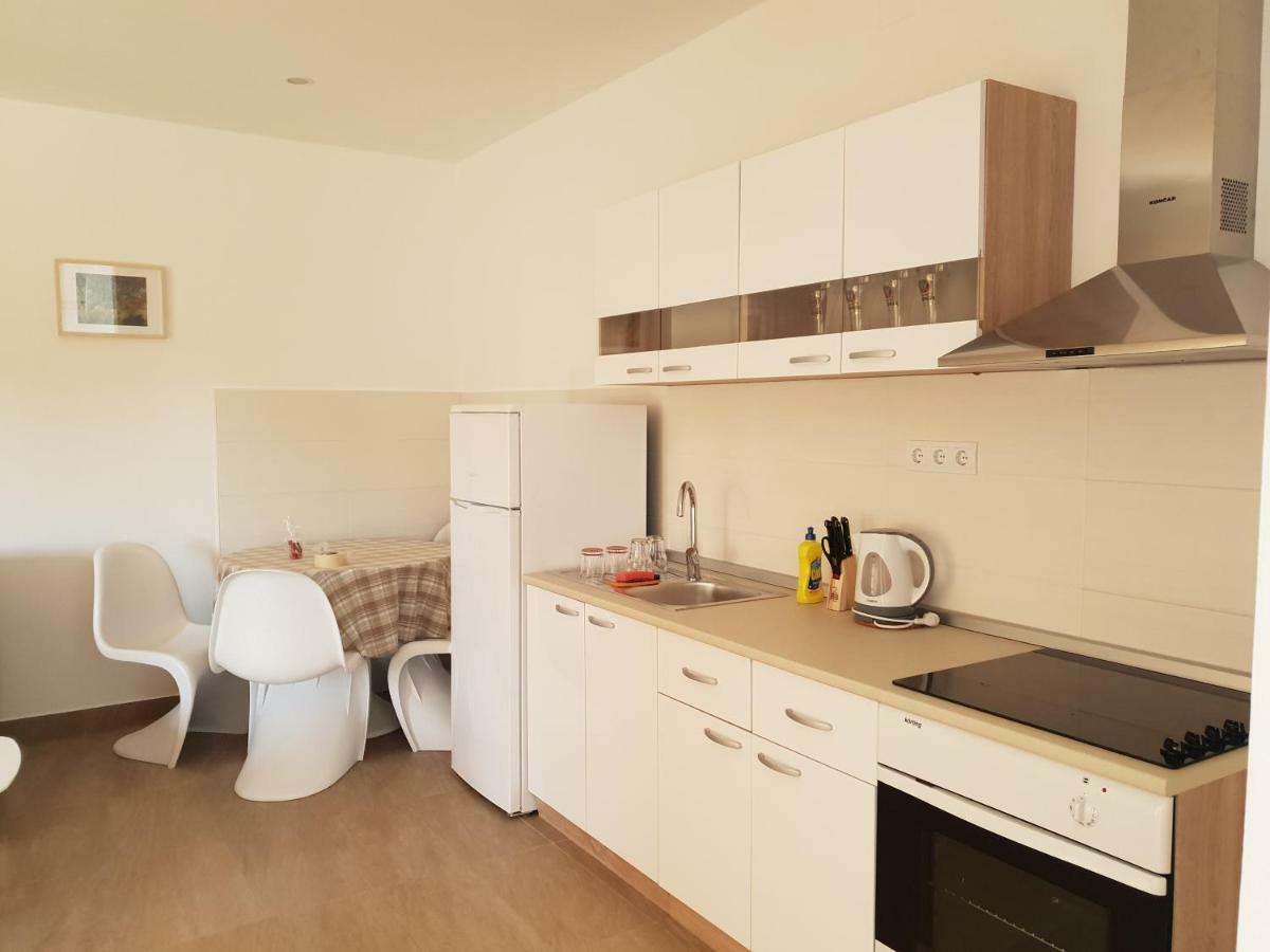 סלינה Apartmani Jozic מראה חיצוני תמונה